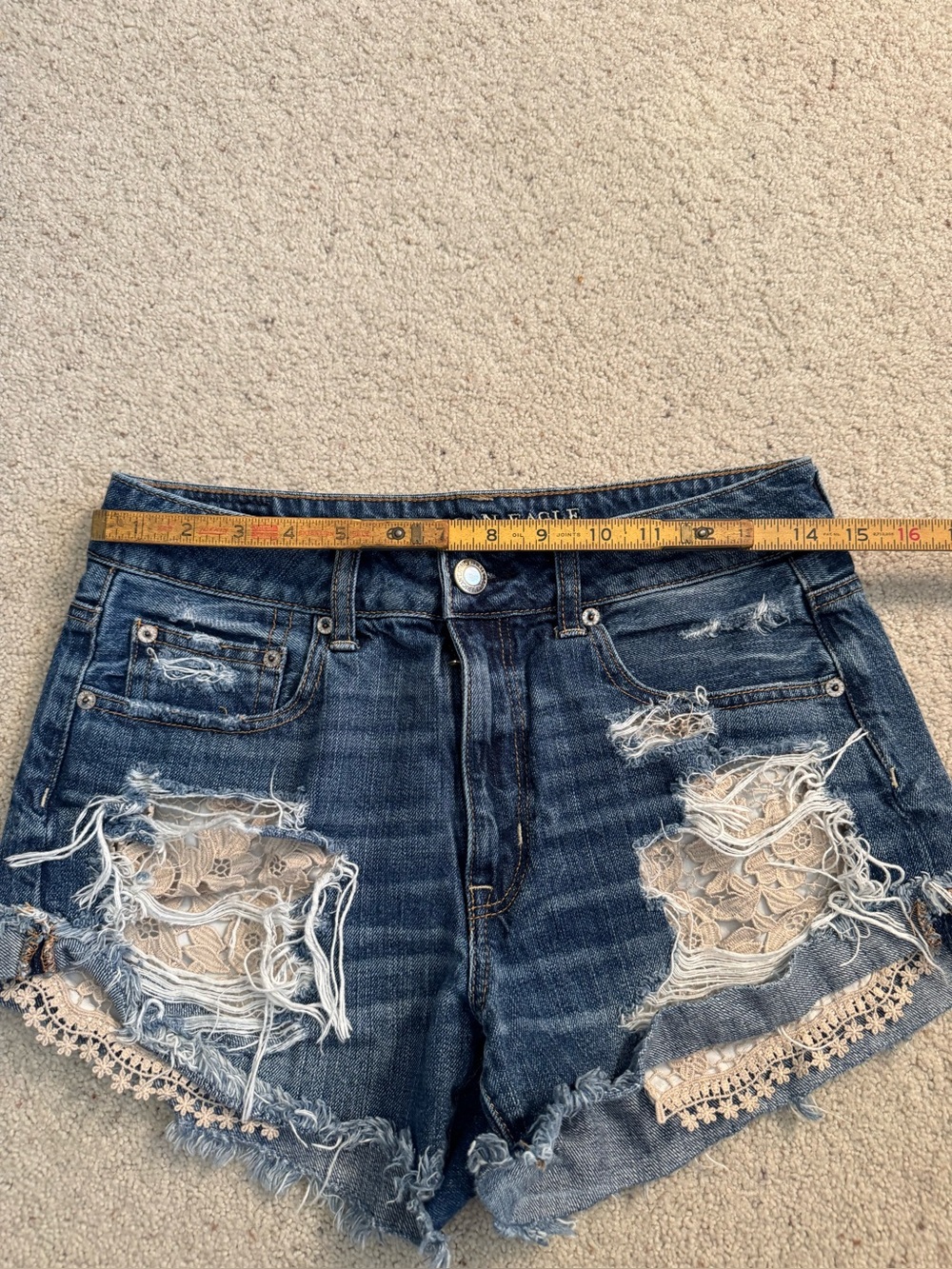 American Eagle Outfitters Dark Blue Distressed Denim Shorts Size 6 - Picture 6 of 9